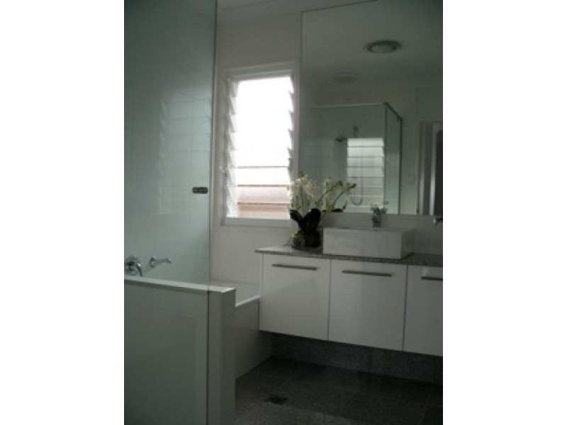 3 Beethoven, Sippy Downs QLD 4556