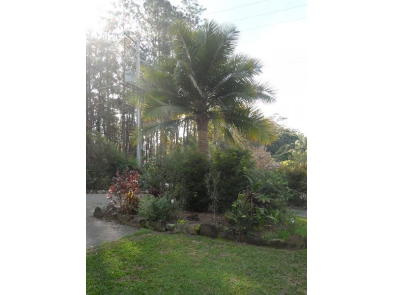 269 Mooloolah Connection Rd, Mooloolah Valley QLD 4553