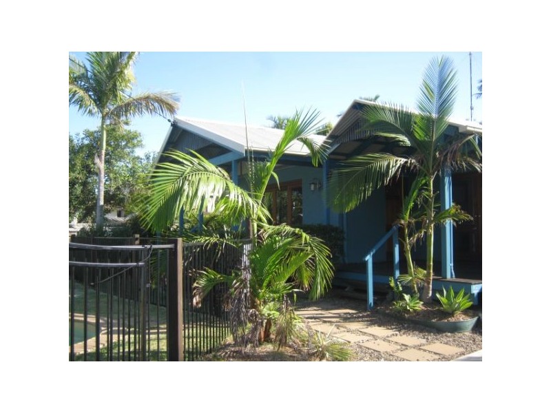 9 Allambie St, Maroochydore QLD 4558