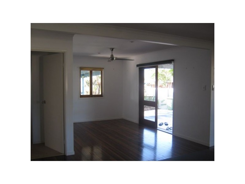 9 Allambie St, Maroochydore QLD 4558