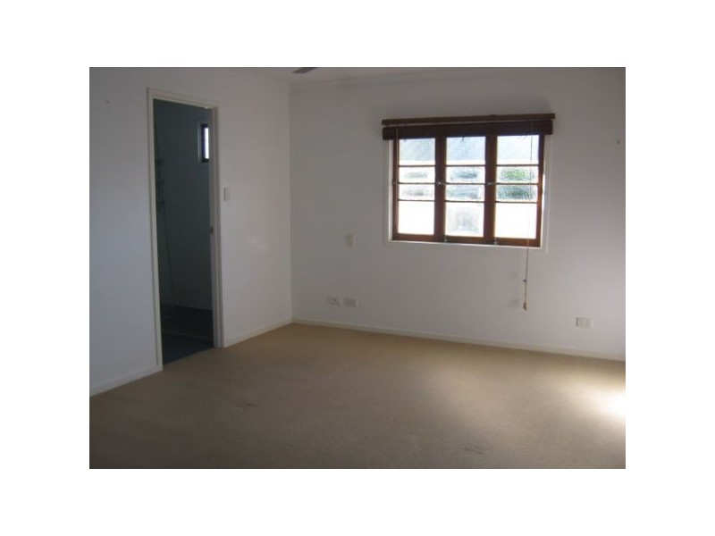 9 Allambie St, Maroochydore QLD 4558