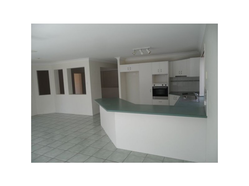 67 Albany St, Sippy Downs QLD 4556