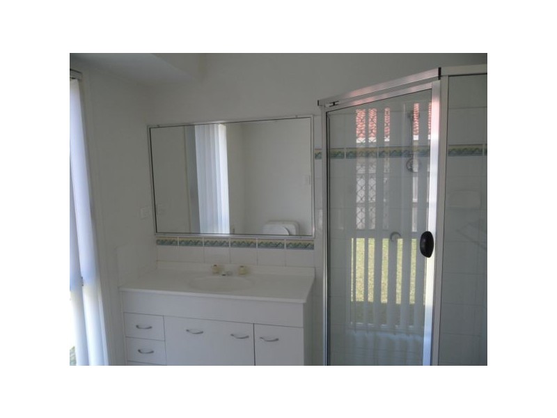 67 Albany St, Sippy Downs QLD 4556