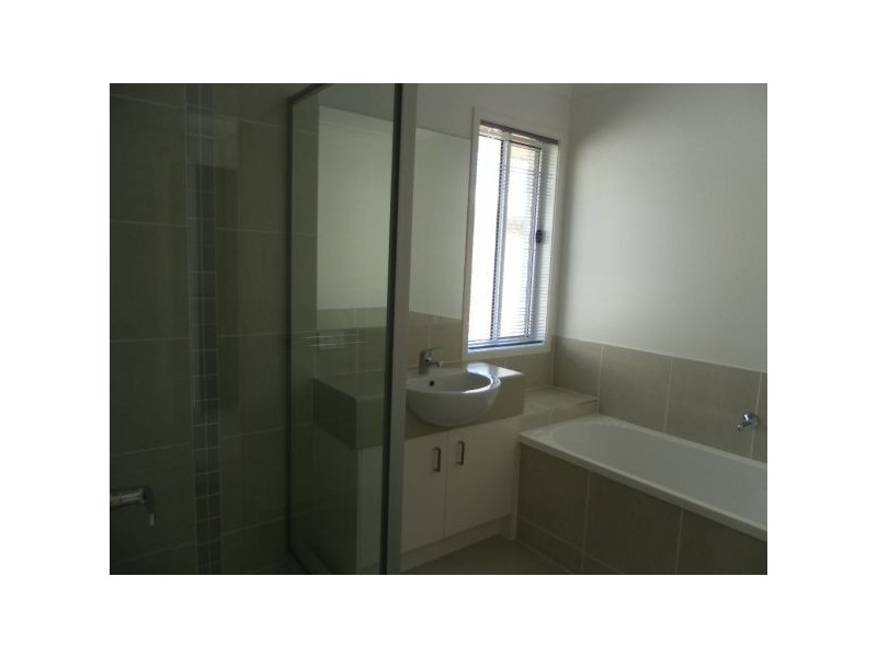 31 Tibouchina St, Mountain Creek QLD 4557