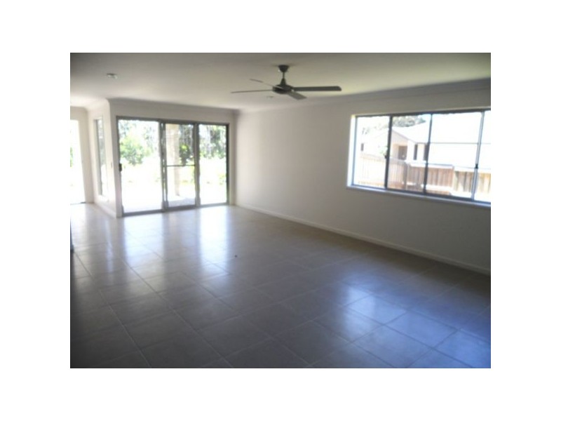 13 Forest Grove, Sippy Downs QLD 4556