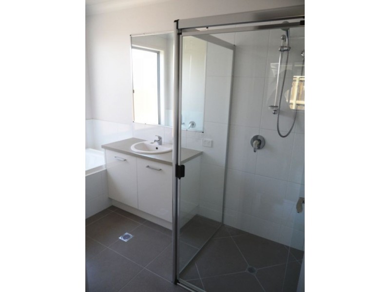 13 Forest Grove, Sippy Downs QLD 4556