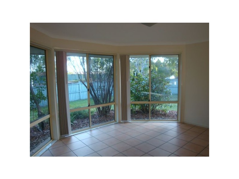 2 Sorbonne Close, Sippy Downs QLD 4556
