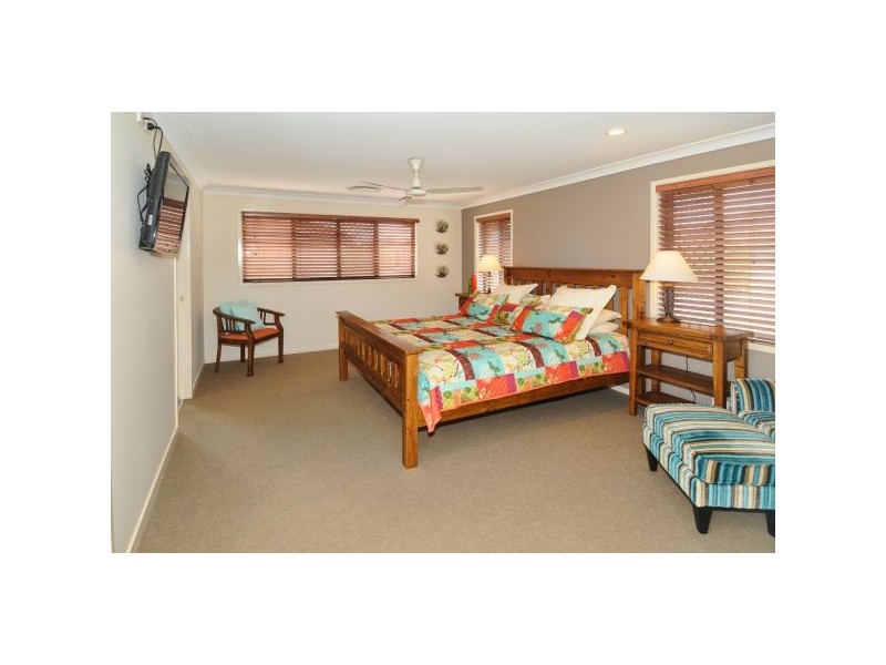 35  WINDERMERE WAY, Sippy Downs QLD 4556