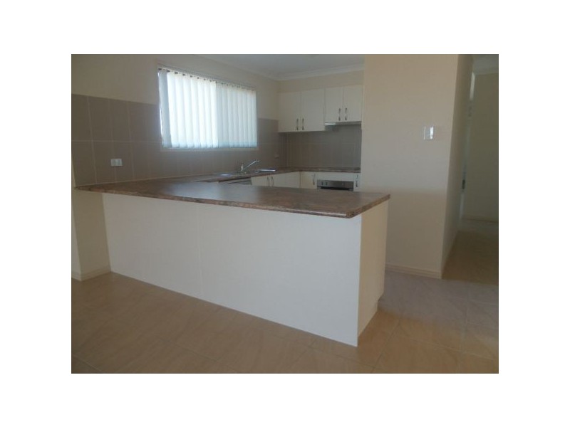 25 Condamine St, Sippy Downs QLD 4556