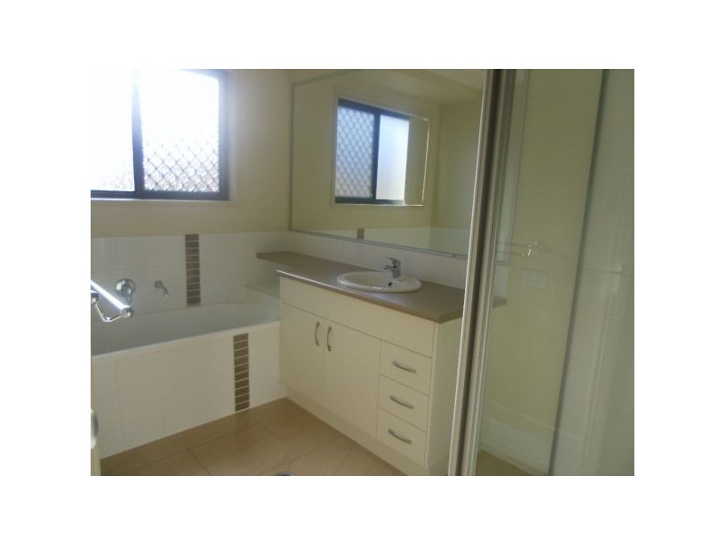 25 Condamine St, Sippy Downs QLD 4556