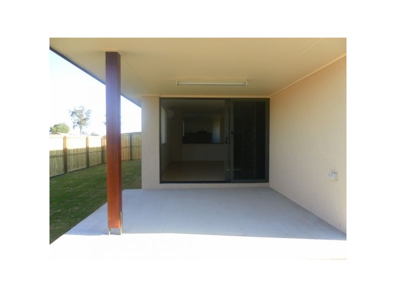 25 Condamine St, Sippy Downs QLD 4556