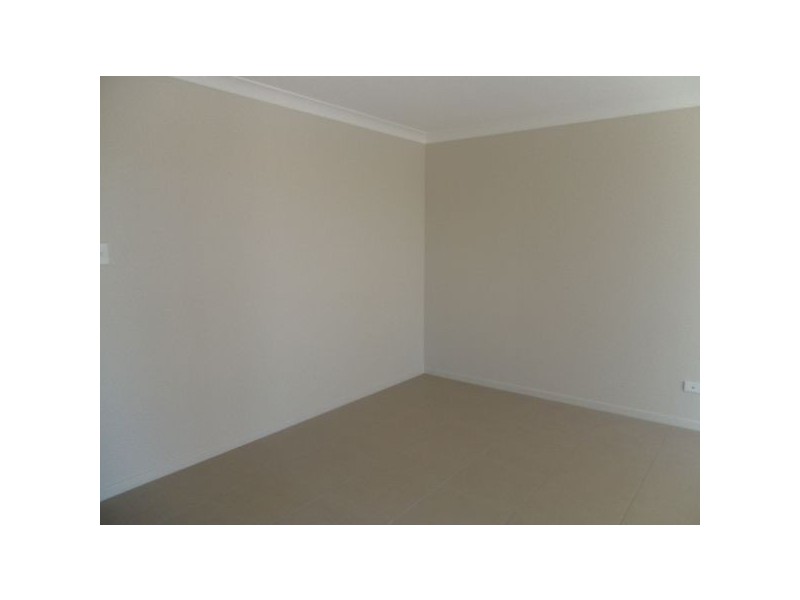 Unit2-2 Edi Court, Morayfield QLD 4506