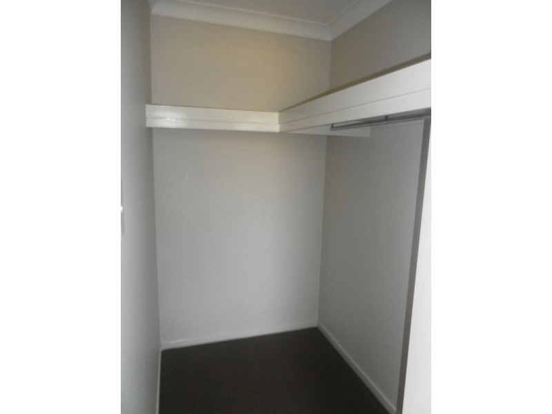 Unit2-2 Edi Court, Morayfield QLD 4506