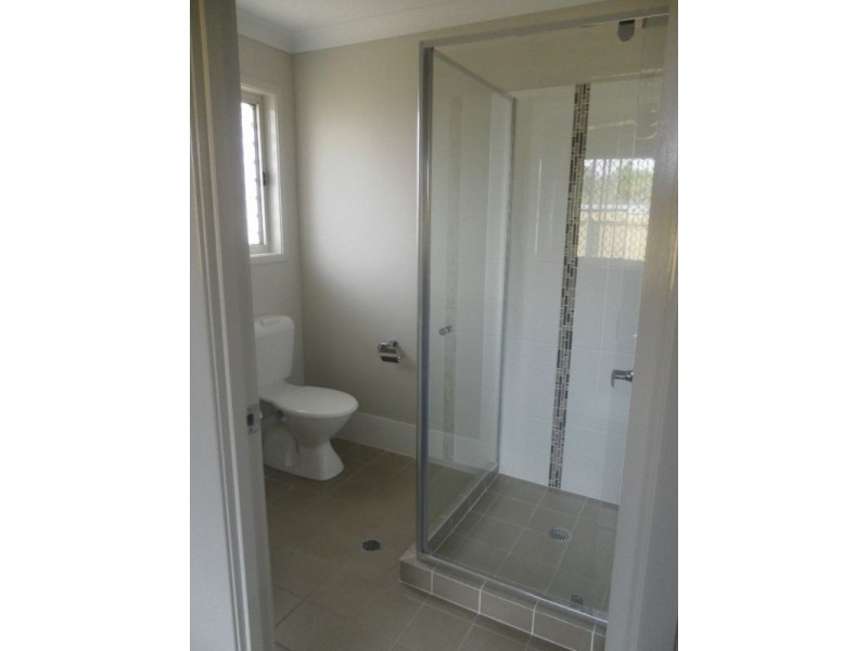 Unit2-2 Edi Court, Morayfield QLD 4506