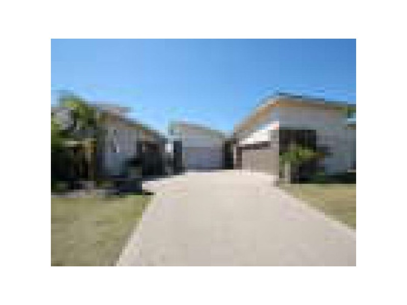 2/14 Hans Boysen Drive, Mudjimba QLD 4564