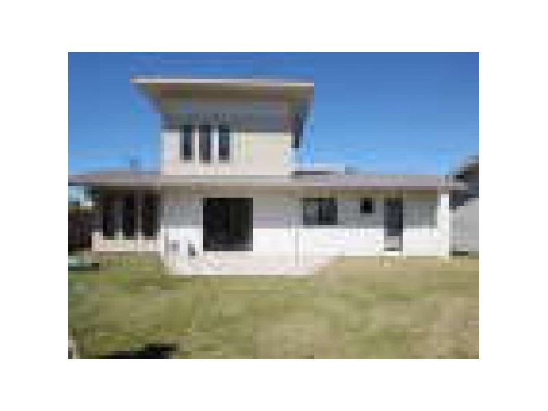 2/14 Hans Boysen Drive, Mudjimba QLD 4564