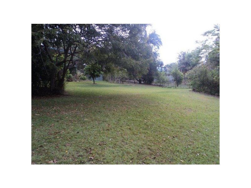 182 Neill Rd, Mooloolah Valley QLD 4553
