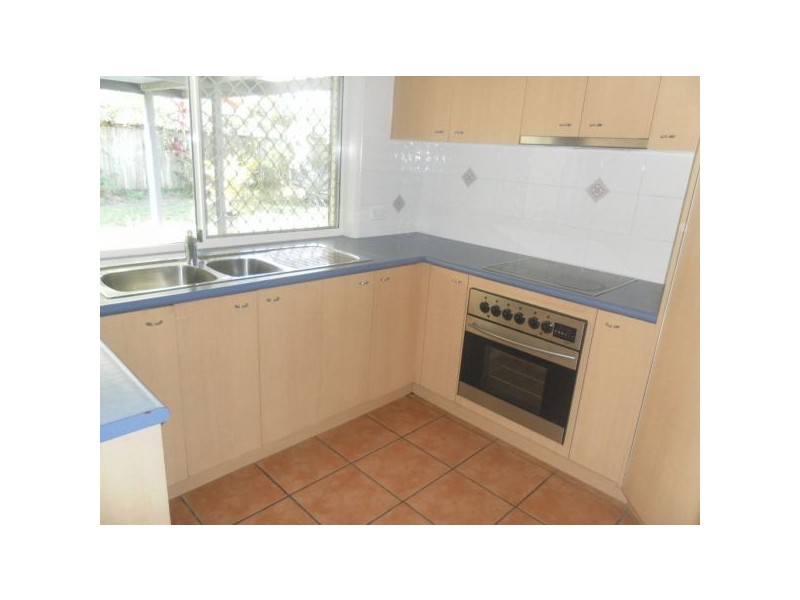 21 Albany St, Sippy Downs QLD 4556