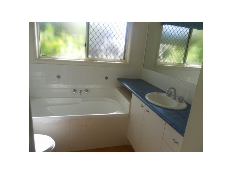 21 Albany St, Sippy Downs QLD 4556