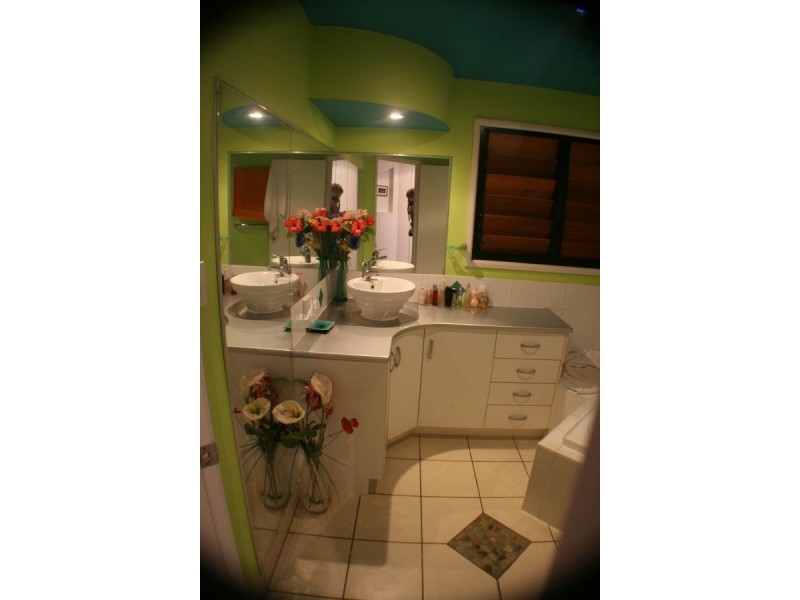 1 Upper Rambert Rd, Eudlo QLD 4554