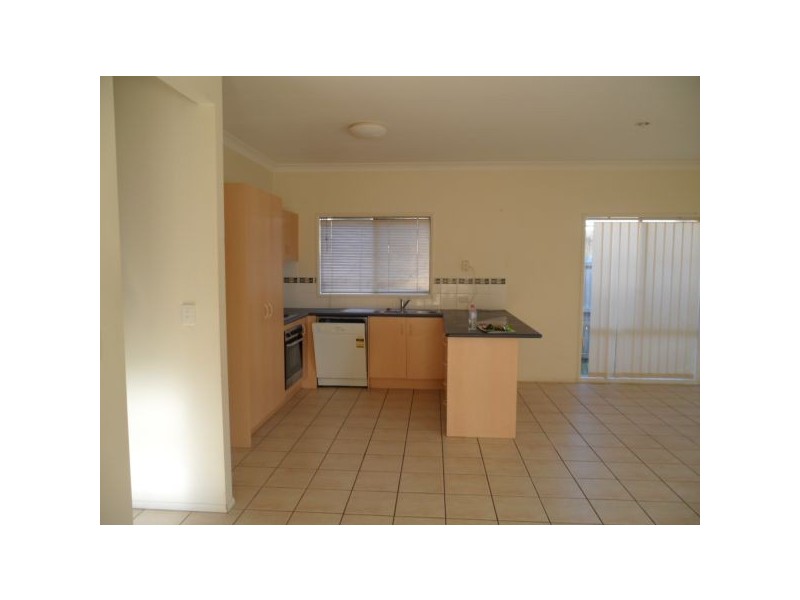 32 Windermere Way, Sippy Downs QLD 4556