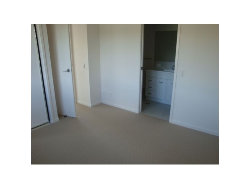 624/25 Chancellor Village Blvd, Sippy Downs QLD 4556
