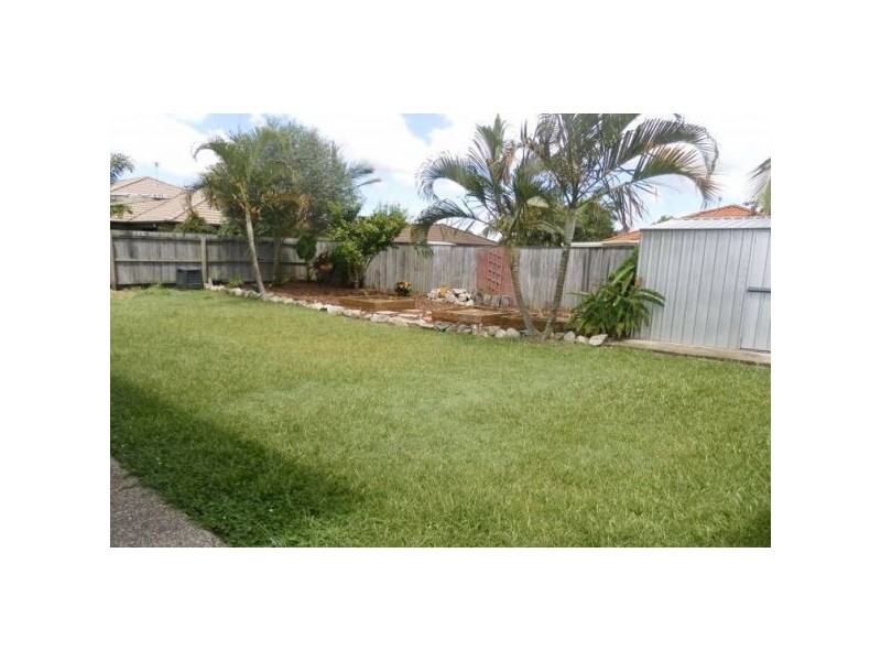 37 STATESMAN CCT, Sippy Downs QLD 4556