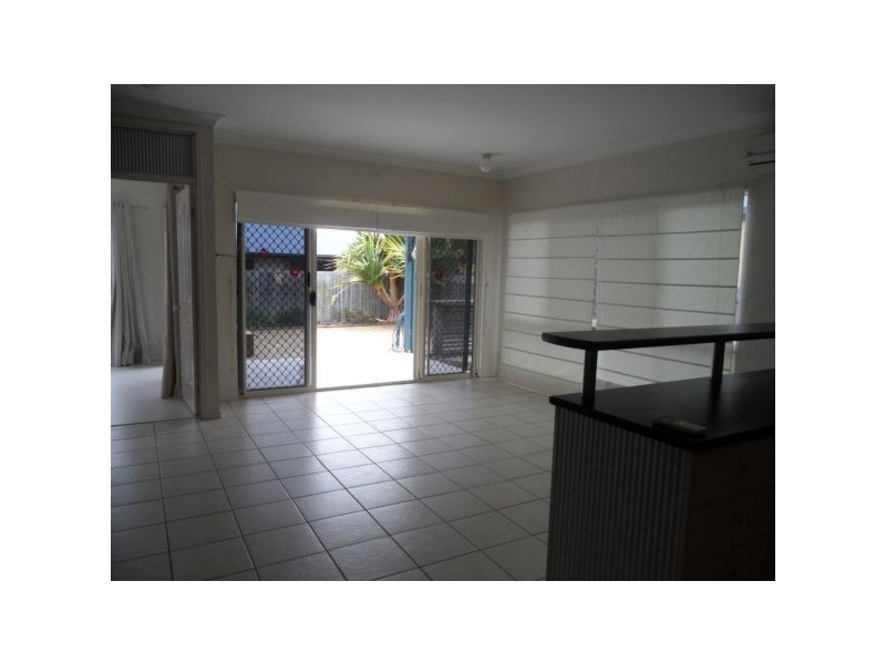 4 Norman Close, Caloundra West QLD 4551