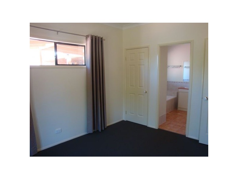 10 Chesterton Cresent, Sippy Downs QLD 4556