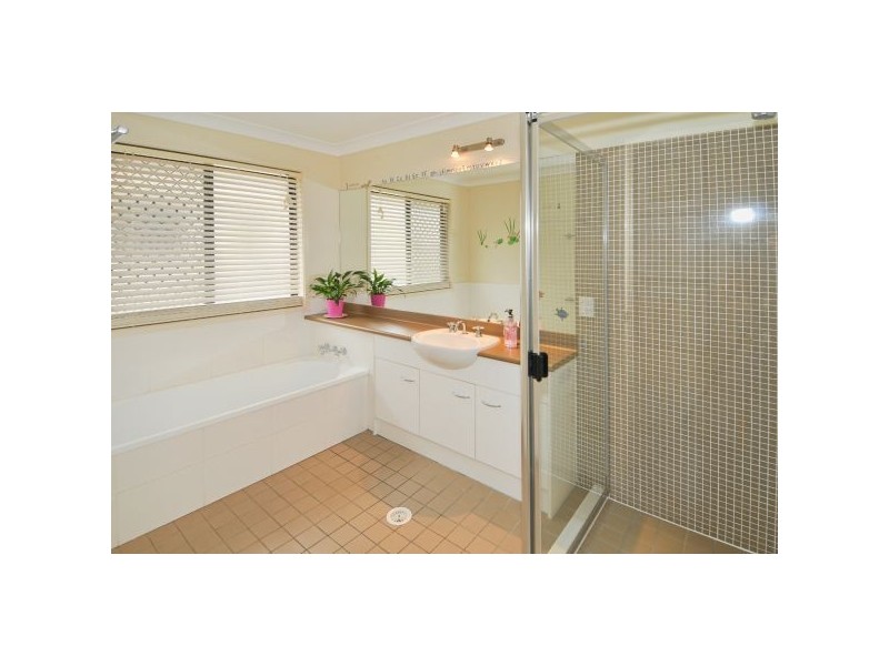 35 WINDERMERE WAY, Sippy Downs QLD 4556