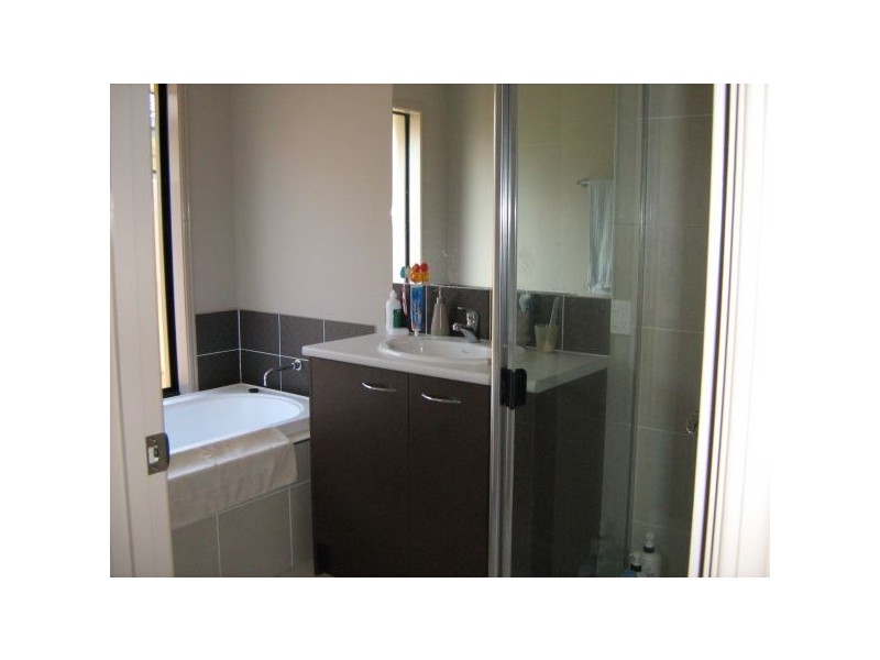 13  Rollins Street, Sippy Downs QLD 4556