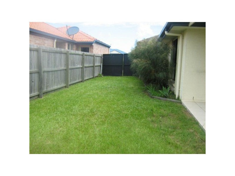 11 Dorian Crecent, Sippy Downs QLD 4556