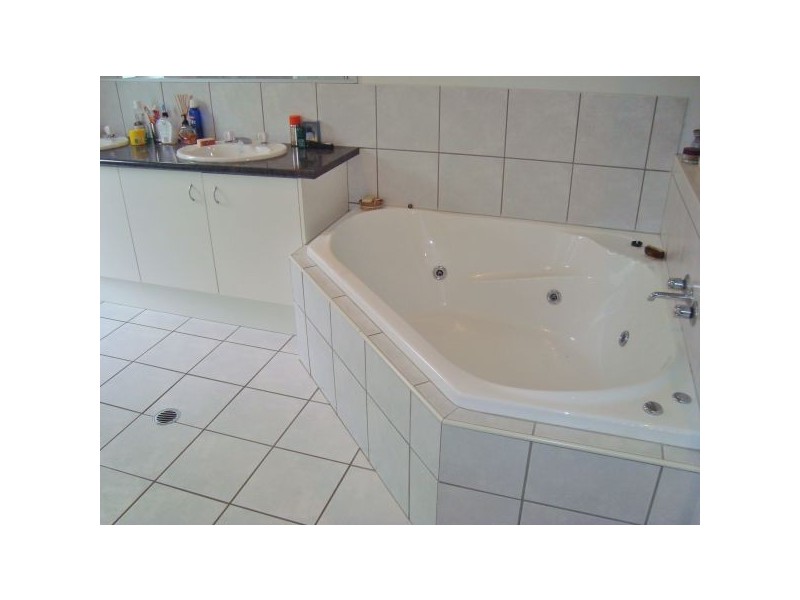 87 FITZWILLIAM DRIVE, Sippy Downs QLD 4556