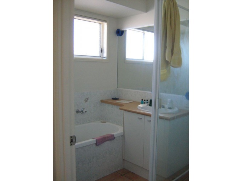 45 Columbia St, Sippy Downs QLD 4556