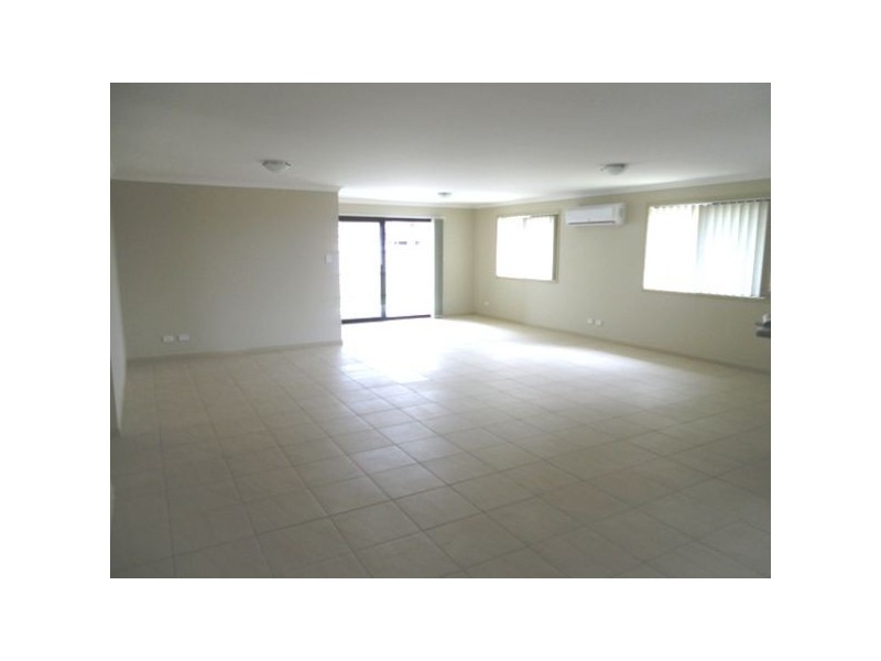 8 Bremer Street, Sippy Downs QLD 4556