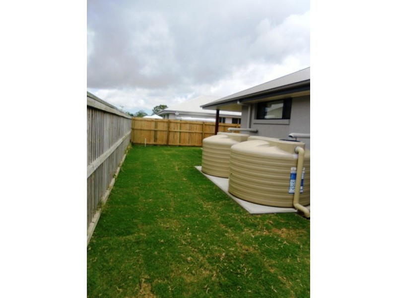 8 Bremer Street, Sippy Downs QLD 4556