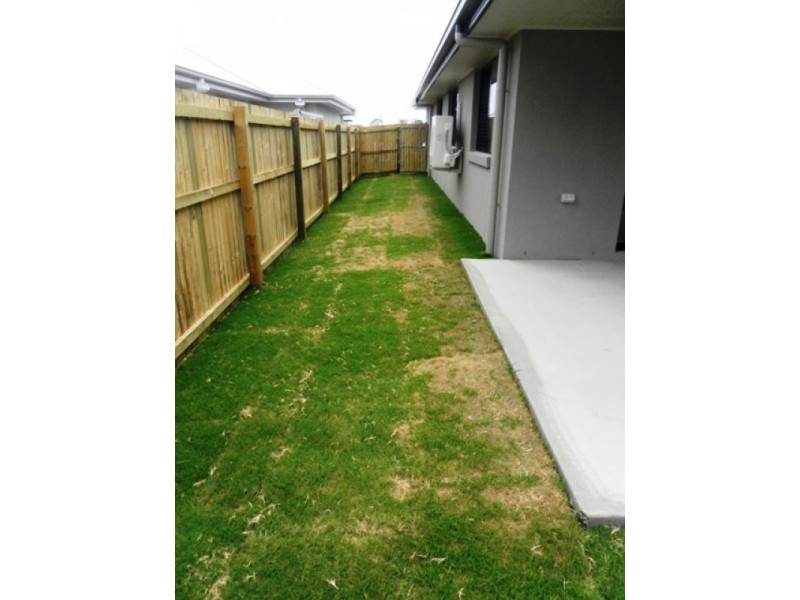 8 Bremer Street, Sippy Downs QLD 4556