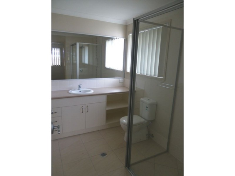 8 Bremer Street, Sippy Downs QLD 4556