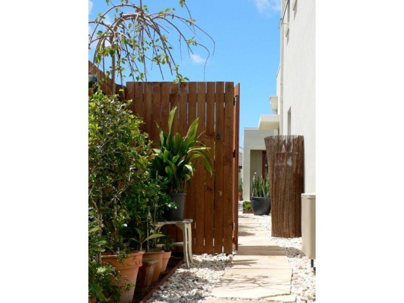 80 Fitzwilliam Drive, Sippy Downs QLD 4556