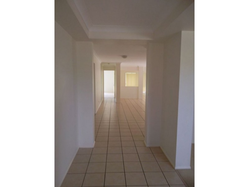 27 Oakgrove Way, Sippy Downs QLD 4556