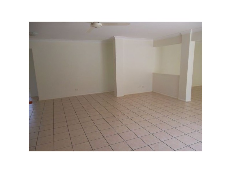 27 Oakgrove Way, Sippy Downs QLD 4556