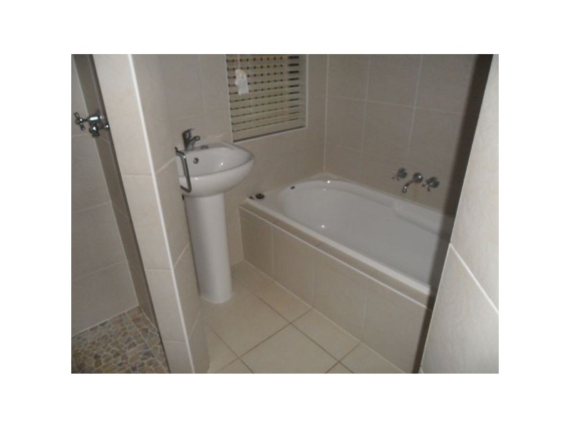 42  Kundart St, Nambour QLD 4560