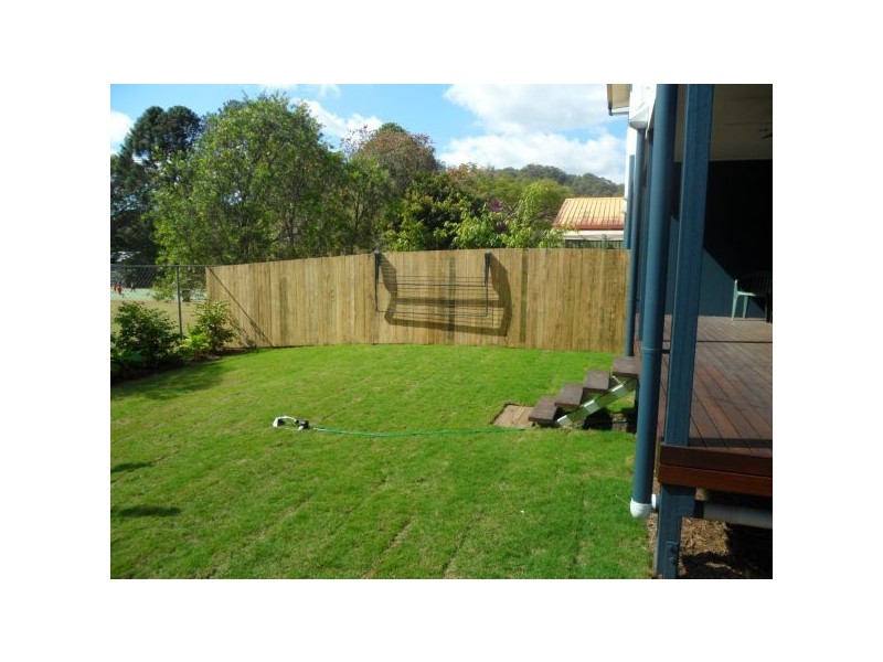 2/15A Reilly Rd, Nambour QLD 4560