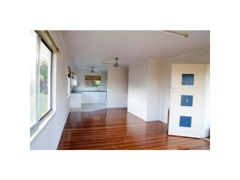40 Coes Creek Rd, Nambour QLD 4560