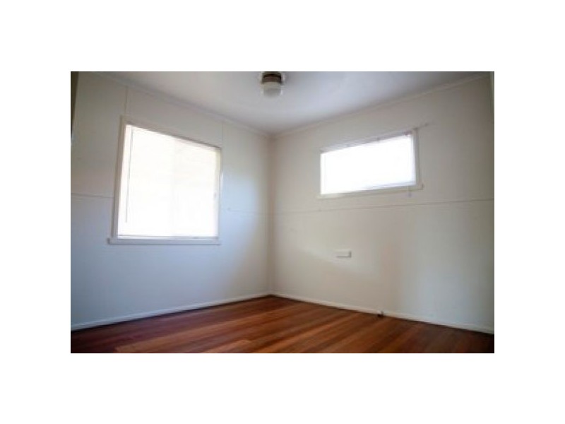 40 Coes Creek Rd, Nambour QLD 4560