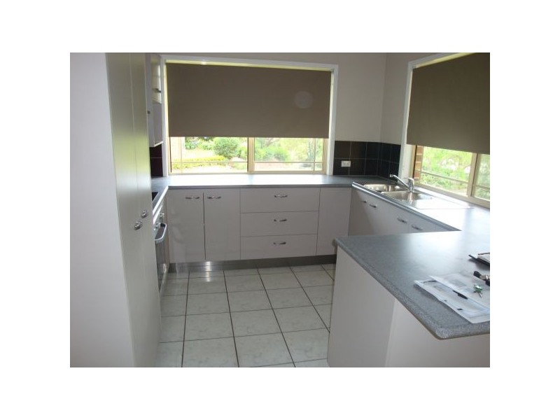 16 Dolphin Drive, Nambour QLD 4560