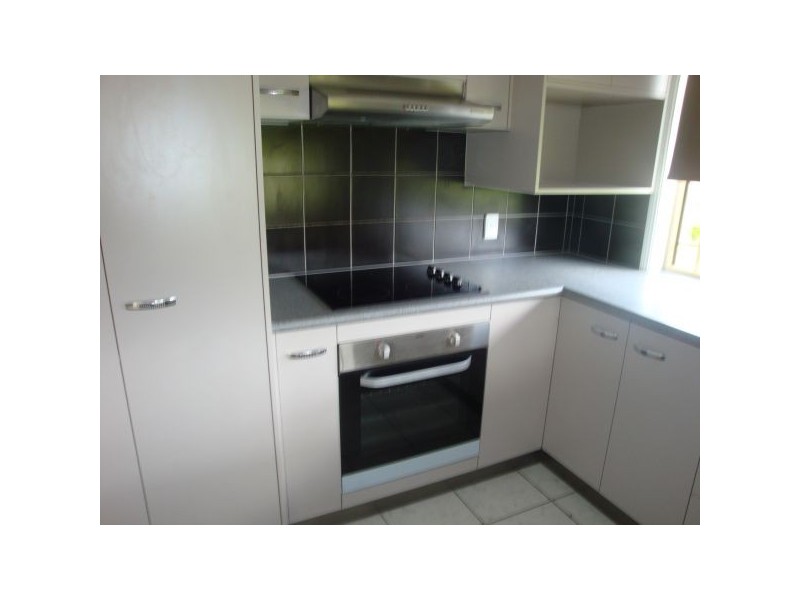 16 Dolphin Drive, Nambour QLD 4560