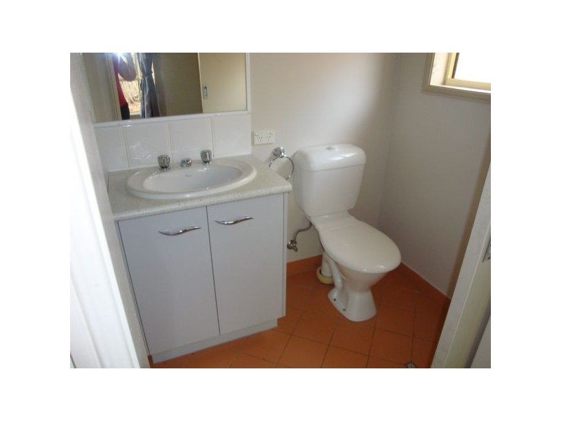 16 Dolphin Drive, Nambour QLD 4560