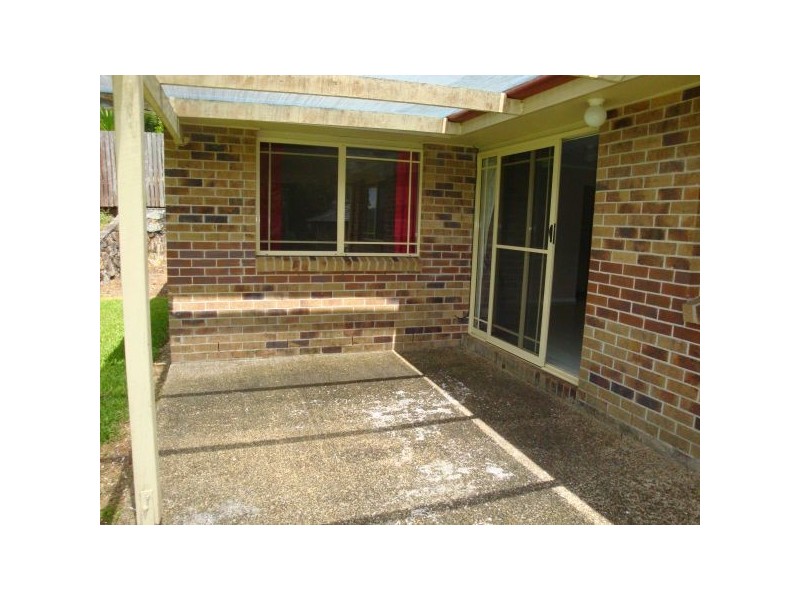 16 Dolphin Drive, Nambour QLD 4560