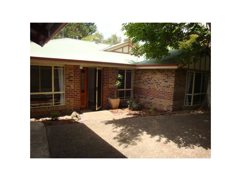 16 Dolphin Drive, Nambour QLD 4560